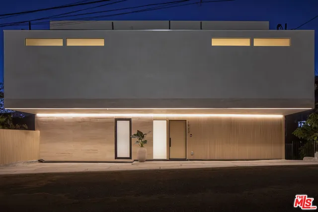 a view of parking area