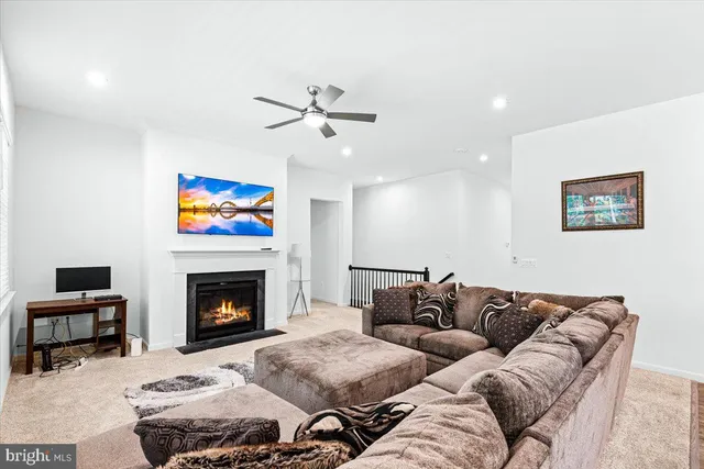 $3,100 | 8627 Fleetwood Drive, Spotsylvania, VA 22551