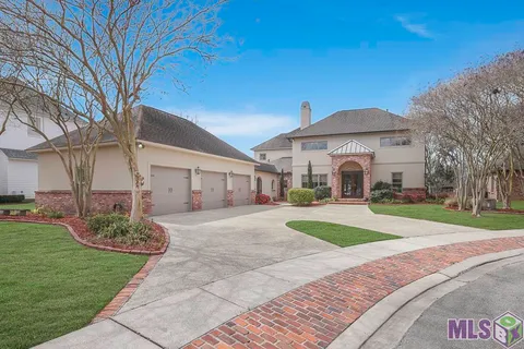 $1,025,000 | 15112 Collegiate Court, Baton Rouge, LA 70810