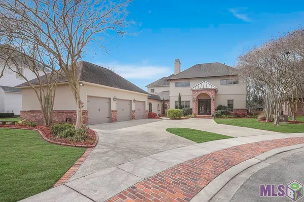 $1,025,000 | 15112 Collegiate Court, Baton Rouge, LA 70810