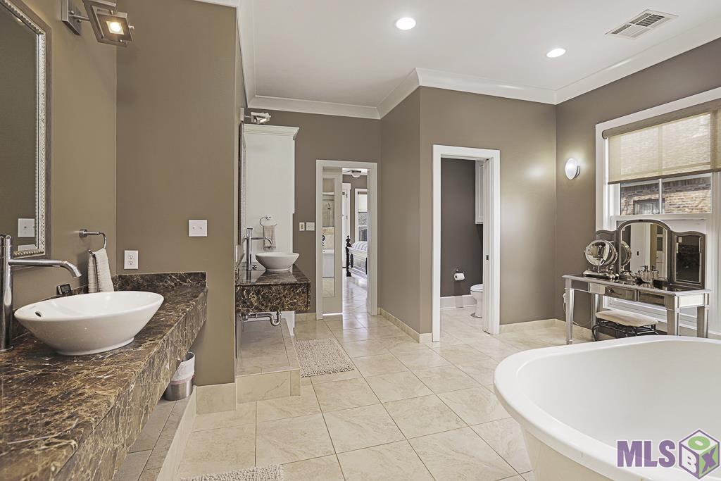 15112 Collegiate Court Baton Rouge, LA 70810 - Photo 28 of 56