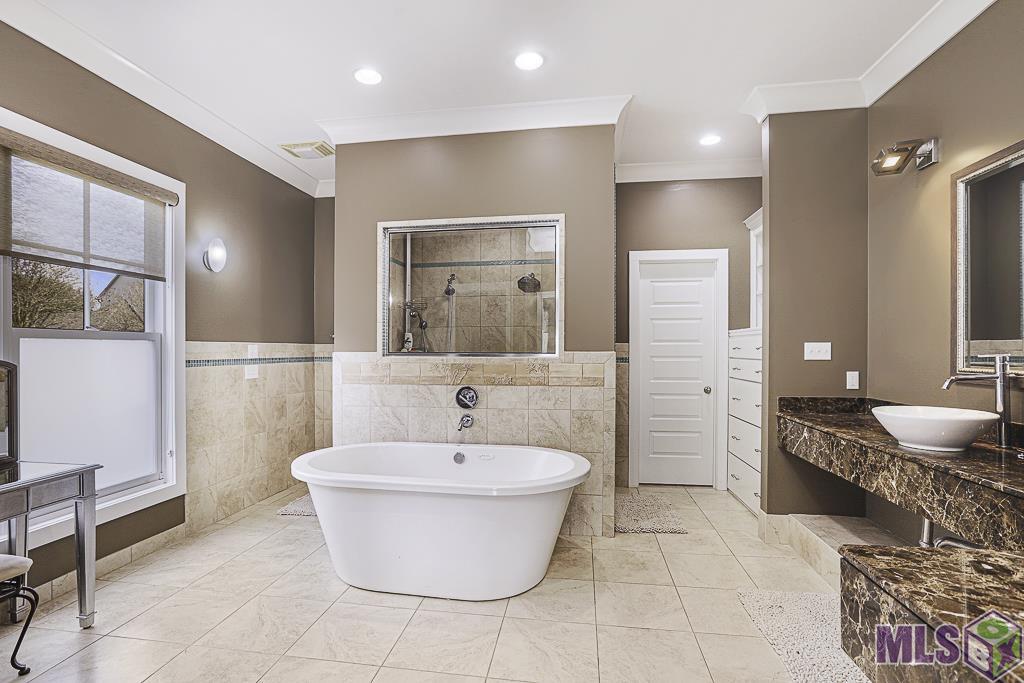 15112 Collegiate Court Baton Rouge, LA 70810 - Photo 29 of 56