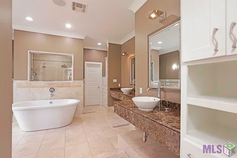 $1,025,000 | 15112 Collegiate Court, Baton Rouge, LA 70810