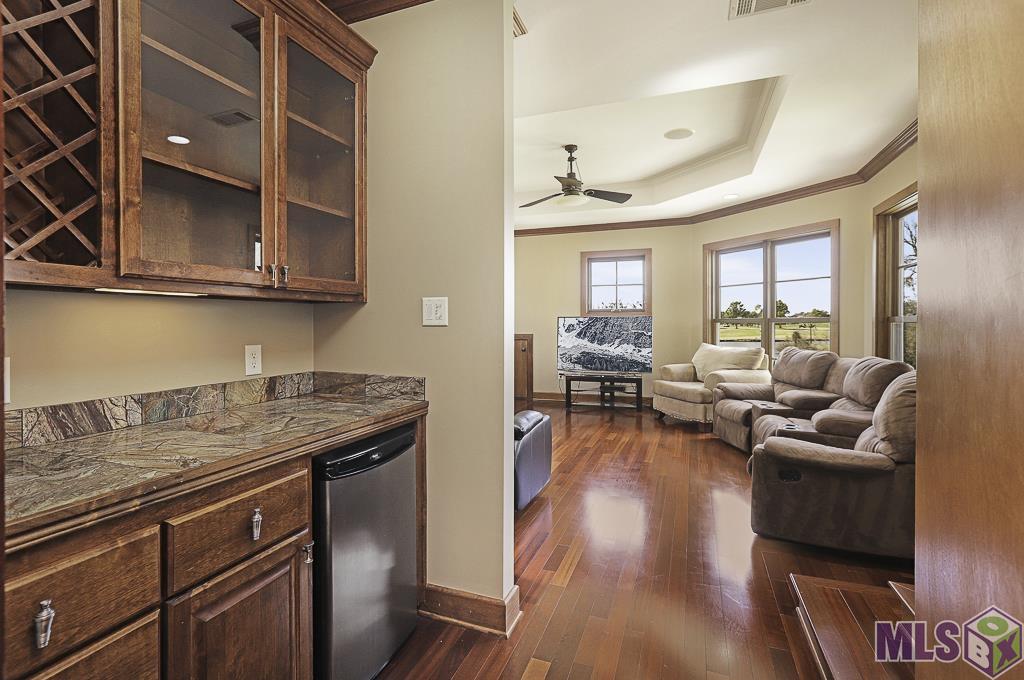 15112 Collegiate Court Baton Rouge, LA 70810 - Photo 41 of 56