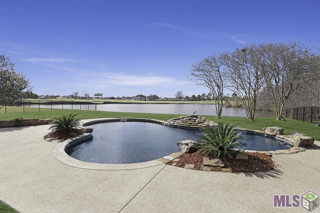 15112 Collegiate Court Baton Rouge, LA 70810 - Photo 48 of 56