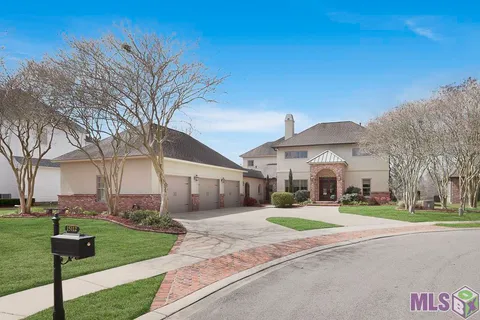 $1,025,000 | 15112 Collegiate Court, Baton Rouge, LA 70810