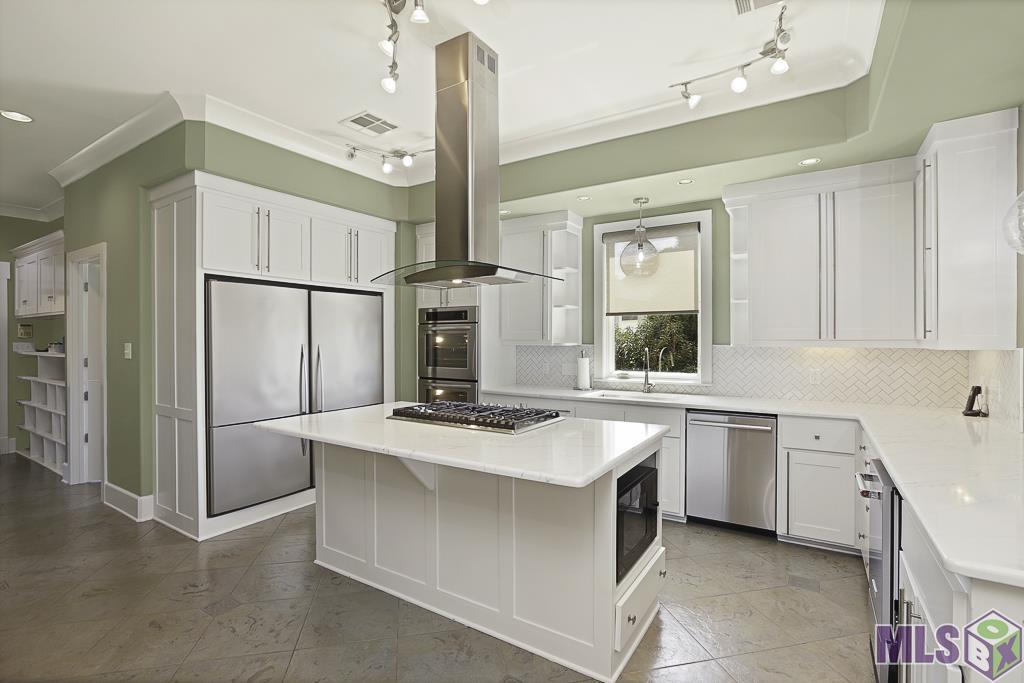 15112 Collegiate Court Baton Rouge, LA 70810 - Photo 10 of 56