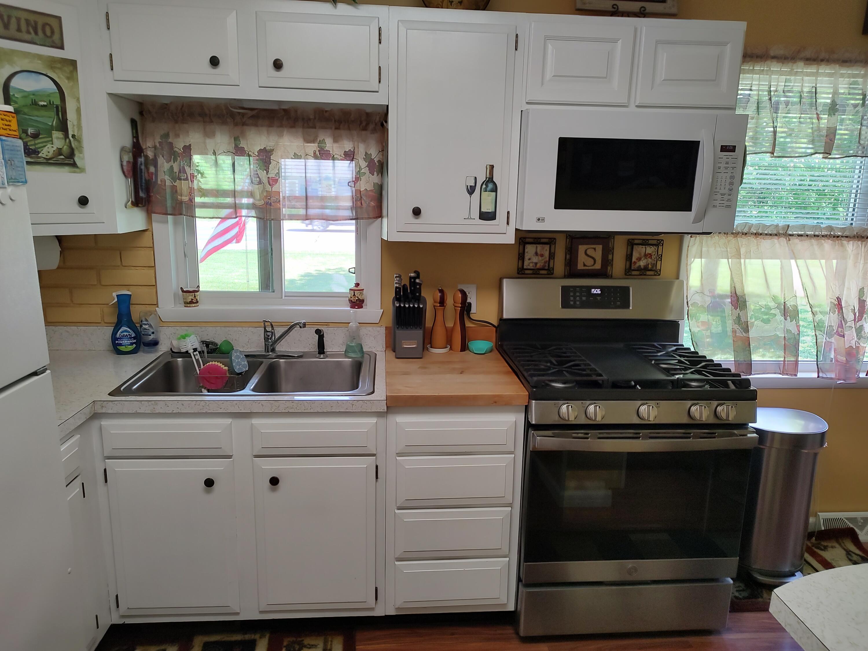 2046 State Rte 3 Cadyville, NY 12918 - Photo 5 of 24