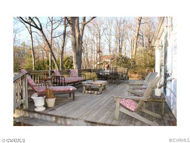 2650 Radstock Road Midlothian, VA 23113 - Photo 11 of 12 a outdoor space with furniture