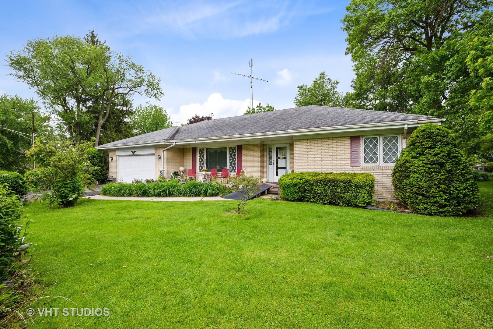 511 Chicago Road Paw Paw, IL 61353 - Photo 1 of 10 Gallery Image 1