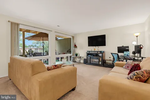 $119,999 | 7318 Donnell Place, Unit C4, District Heights, MD 20747