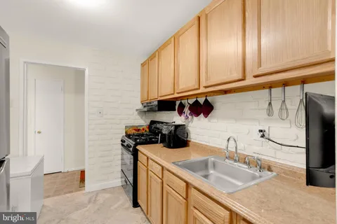 $119,999 | 7318 Donnell Place, Unit C4, District Heights, MD 20747