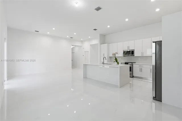 $4,500 | 21326 Old Cutler Road, Cutler Bay, FL 33189