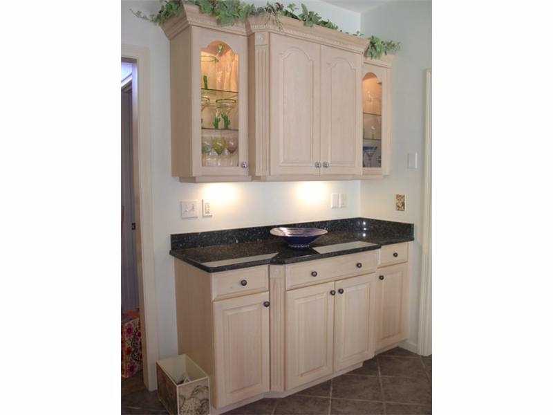 200 Old Staples Road Cumberland, RI 02864 - Photo 8 of 25 Kitchen.