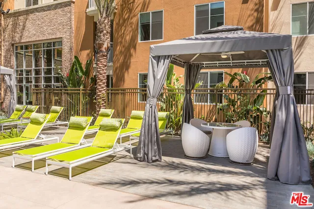 $3,339 | 7290 Edinger Avenue, Unit 2105, Huntington Beach, CA 92647