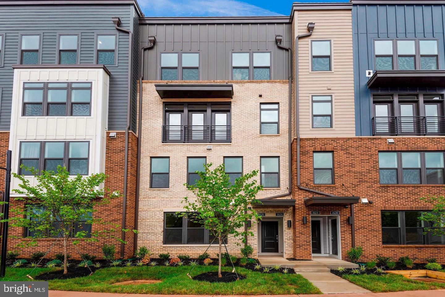 1626 Bandit Loop Reston, VA 20190 - Photo 1 of 38 Gallery Image 1
