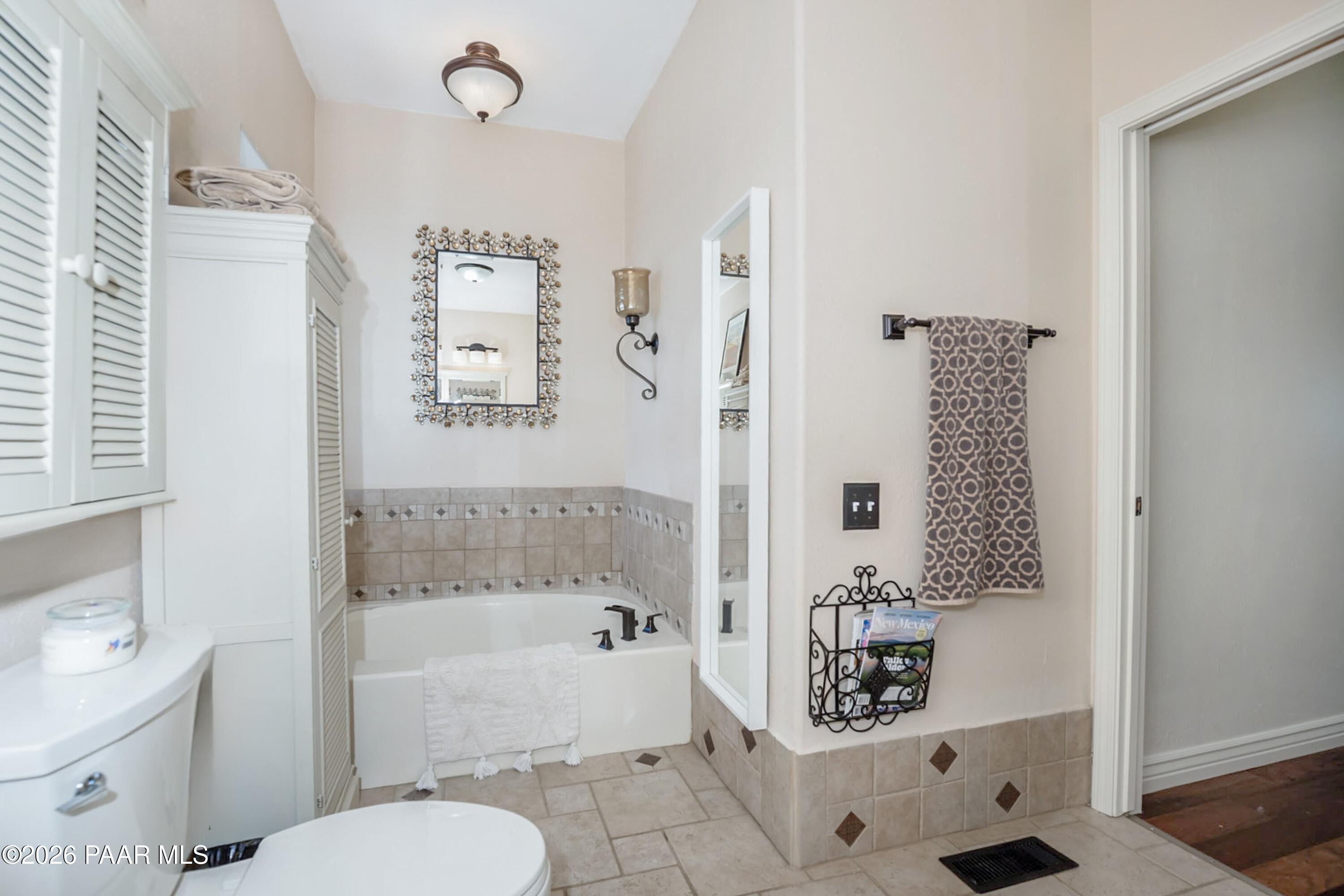 17775 East Rocking J Lane Dewey, AZ 86327 - Photo 13 of 51 Master Bathroom