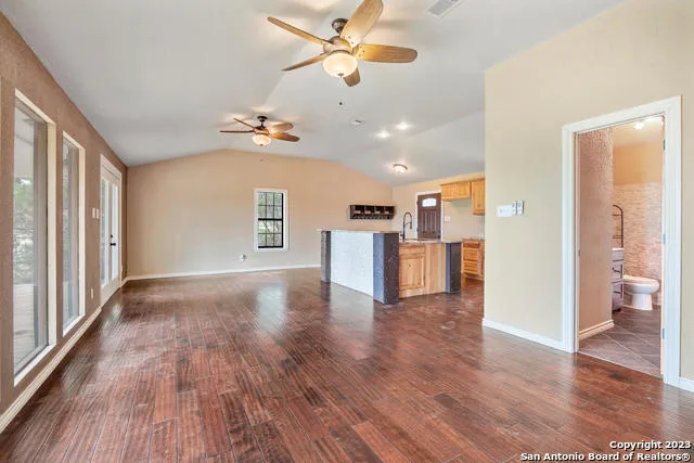 $1,975 | 322 Riviera Drive, Canyon Lake, TX 78133