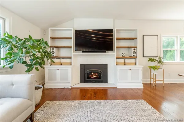 $12,000 | 7 Nappa Drive, Westport, CT 06880