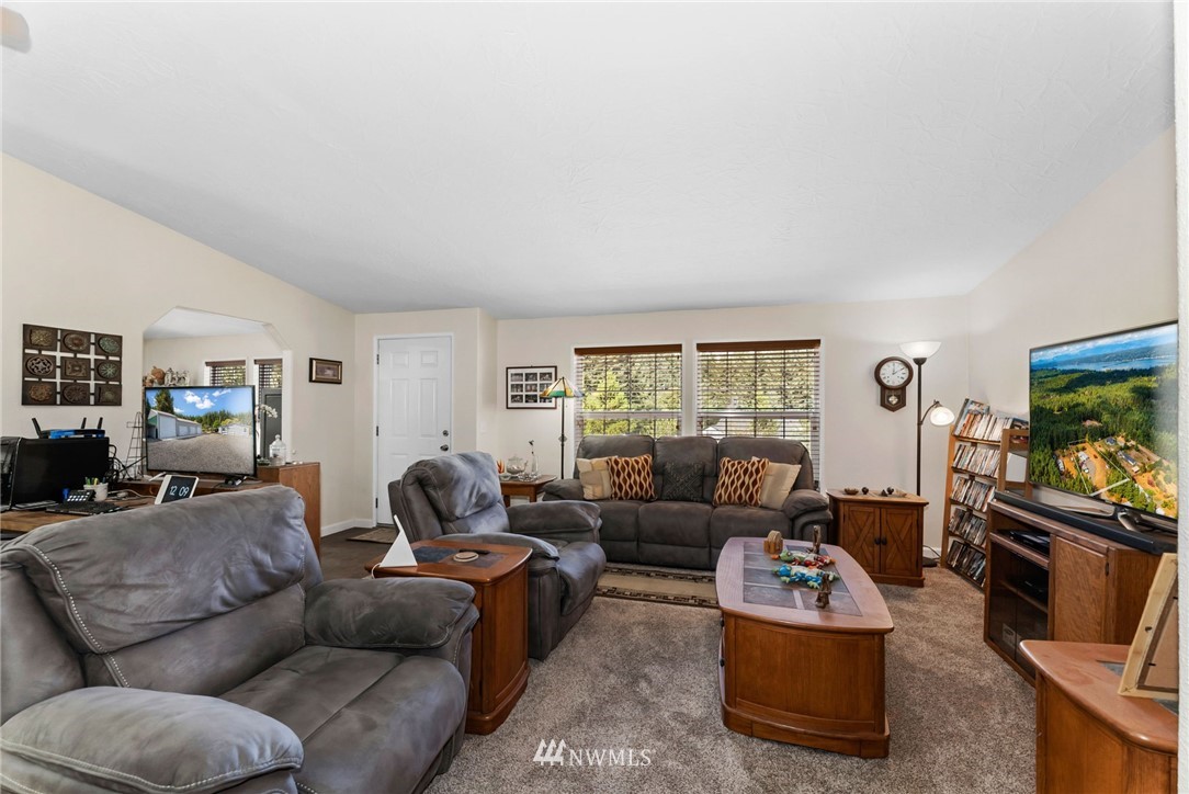 1314 East Trails Road Belfair, WA 98528 - Photo 15 of 33 Gallery Image 15