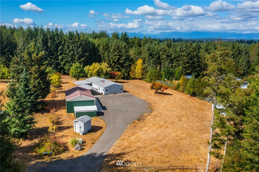 1314 East Trails Road Belfair, WA 98528 - Photo 3 of 33 Gallery Image 3