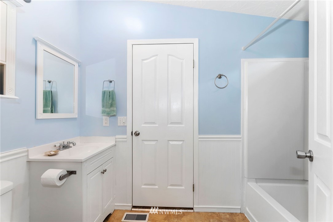 1314 East Trails Road Belfair, WA 98528 - Photo 22 of 33 Gallery Image 22