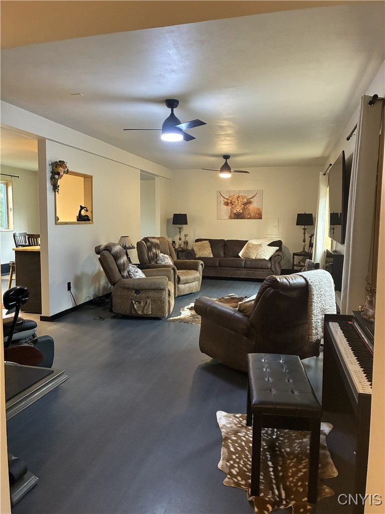 271 Ridge Road Oswego, NY 13126 - Photo 16 of 41