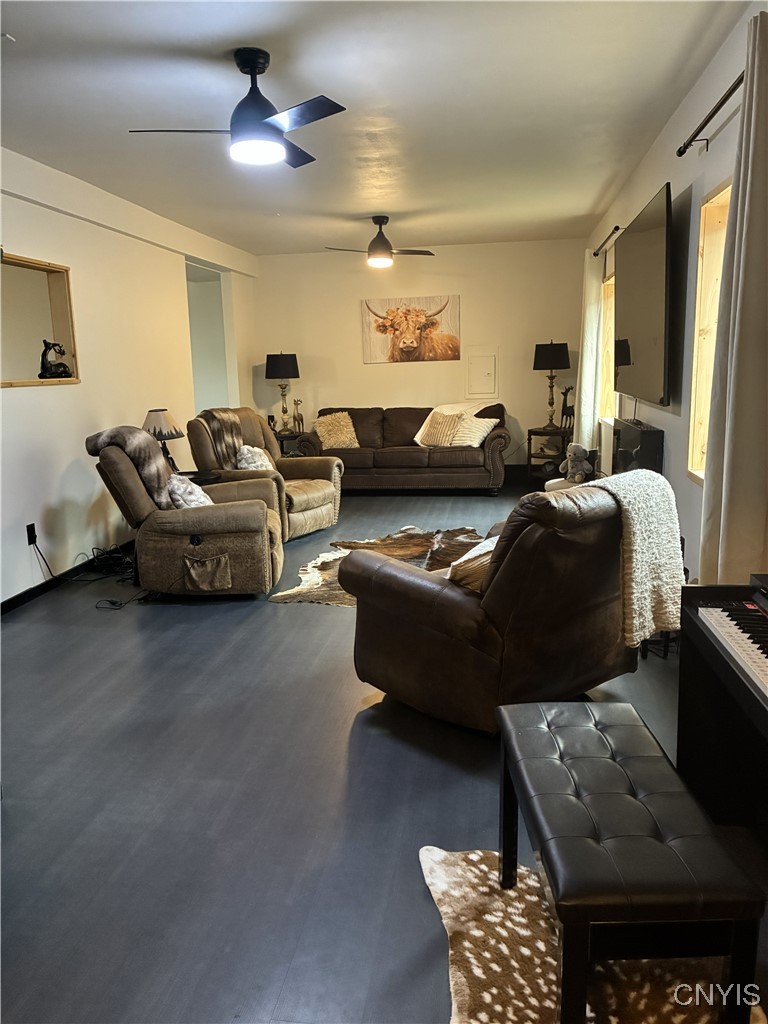 271 Ridge Road Oswego, NY 13126 - Photo 24 of 41