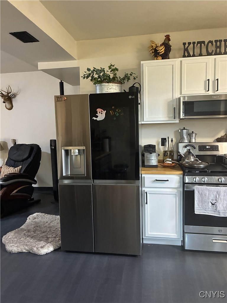 271 Ridge Road Oswego, NY 13126 - Photo 6 of 41