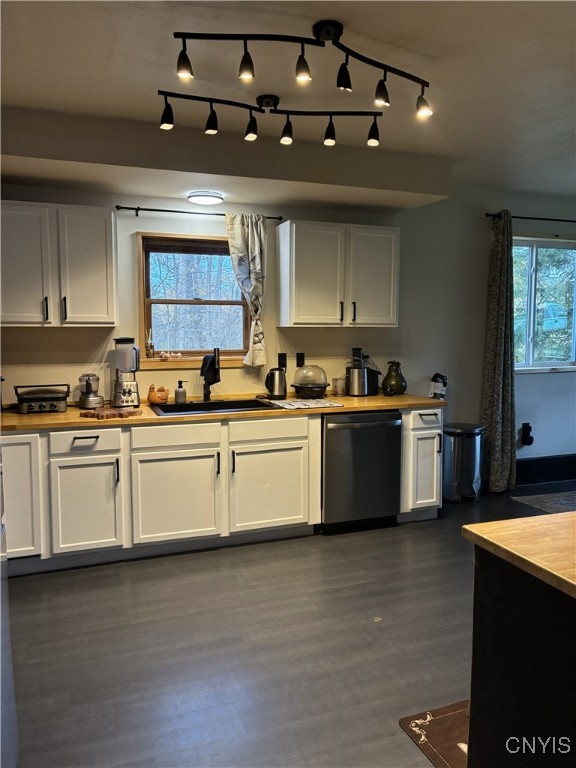 271 Ridge Road Oswego, NY 13126 - Photo 7 of 41