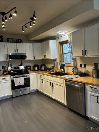 $245,000 | 271 Ridge Road, Oswego, NY 13126