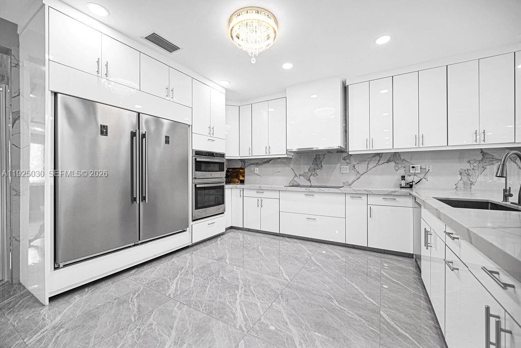 7830 Southwest 120th Street Pinecrest, FL 33156 - Photo 5 of 56
