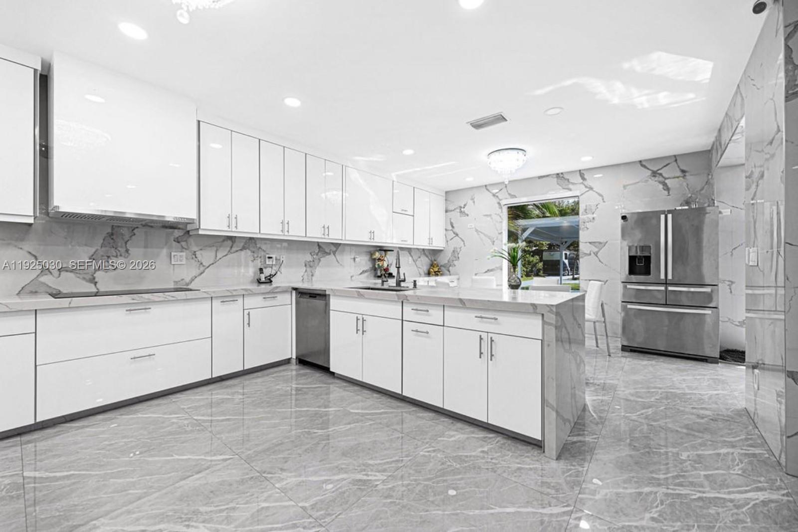 7830 Southwest 120th Street Pinecrest, FL 33156 - Photo 6 of 56