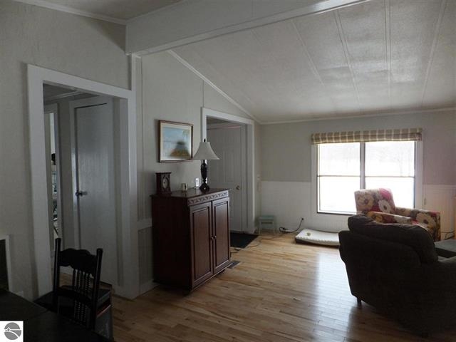 9308 Novak Road Cedar, MI 49621 - Photo 10 of 37 1800019-9.JPG