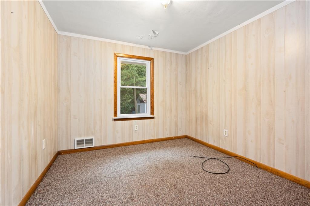 117 Gregden Road Butler, PA 16001 - Photo 6 of 24 Gallery Image 6
