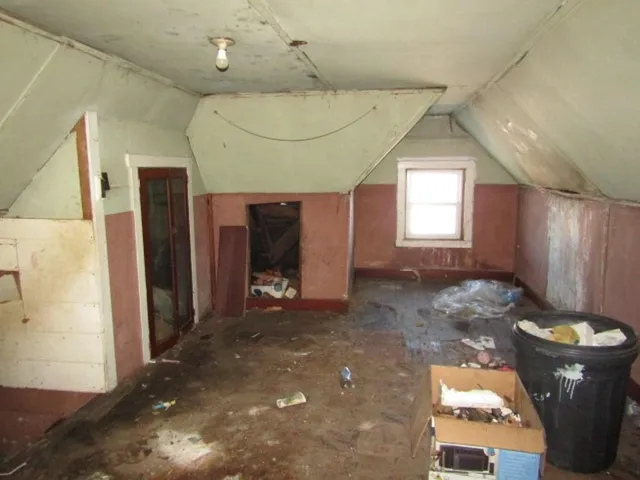 $24,000 | 1614 Shaw Avenue, McKeesport, PA 15132