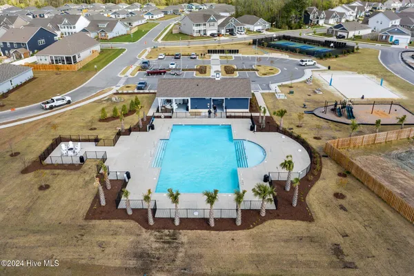$2,800 | 338 Edgewater Way, Surf City, NC 28445