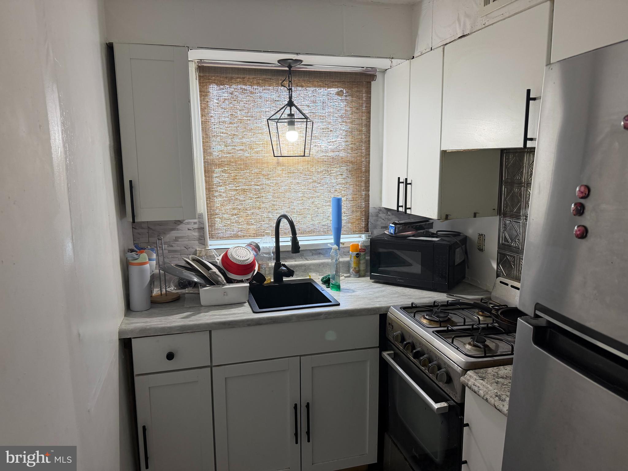 302 Springton Road Upper Darby, PA 19082 - Photo 6 of 10 Gallery Image 6