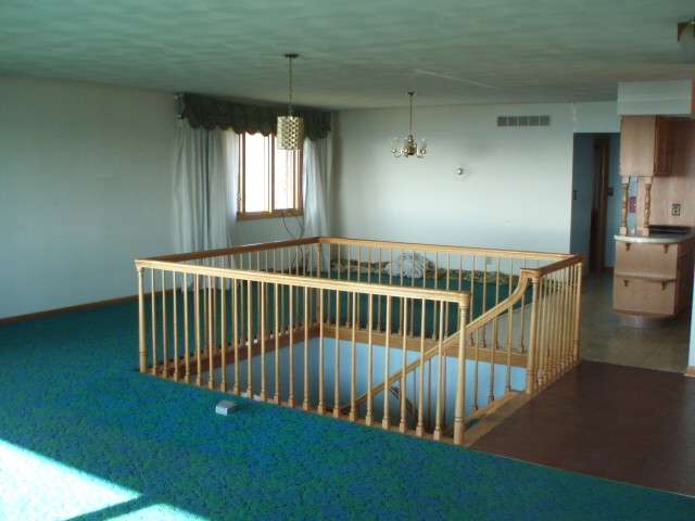 5174 South Derinda Road Elizabeth, IL 61028 - Photo 3 of 12 Gallery Image 3