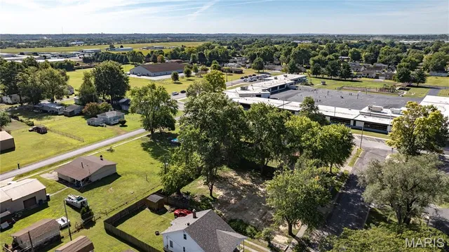 $25,000 | 408 Indiana Avenue, South Roxana, IL 62087