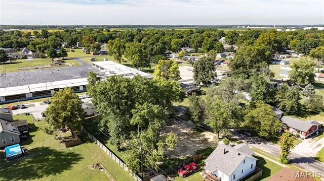 $25,000 | 408 Indiana Avenue, South Roxana, IL 62087