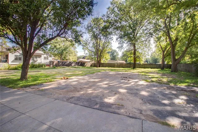 $25,000 | 408 Indiana Avenue, South Roxana, IL 62087