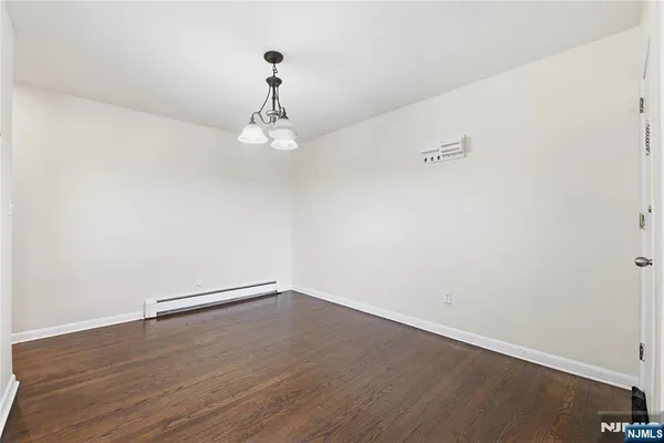 $2,600 | 201 Palisade Avenue, Cliffside Park, NJ 07010