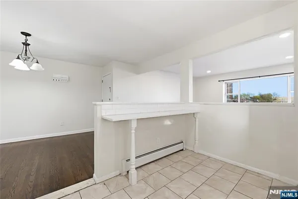 $2,600 | 201 Palisade Avenue, Cliffside Park, NJ 07010