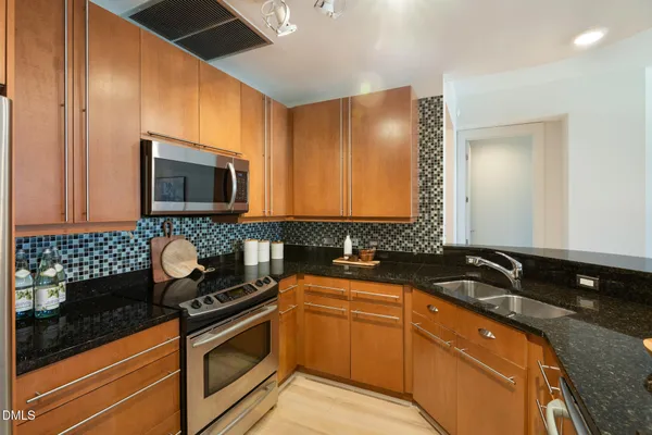 $410,000 | 618 North Boylan Avenue, Unit 400, Raleigh, NC 27603