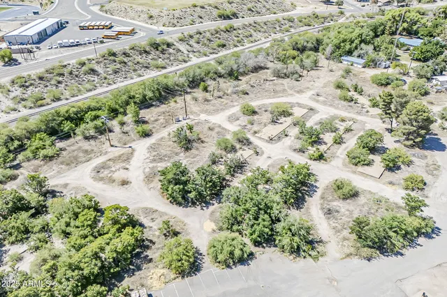 $325,000 | 5621 Maple Leaf Street, Unit 20604007Q, Claypool, AZ 85532