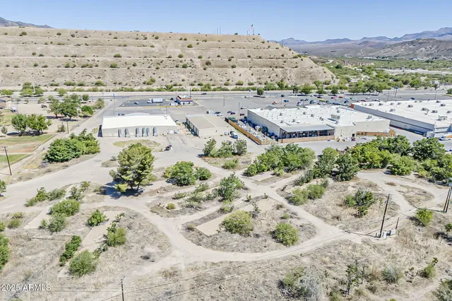 $325,000 | 5621 Maple Leaf Street, Unit 20604007Q, Claypool, AZ 85532