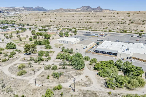 $325,000 | 5621 Maple Leaf Street, Unit 20604007Q, Claypool, AZ 85532