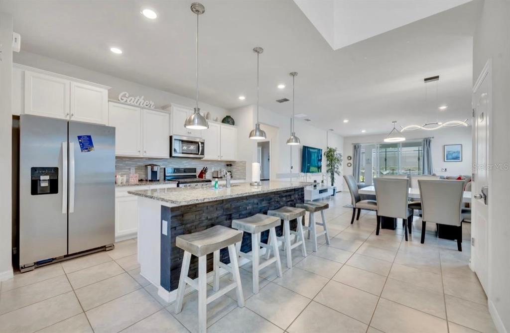 7204 Oakmoss Loop Davenport, FL 33837 - Photo 5 of 80