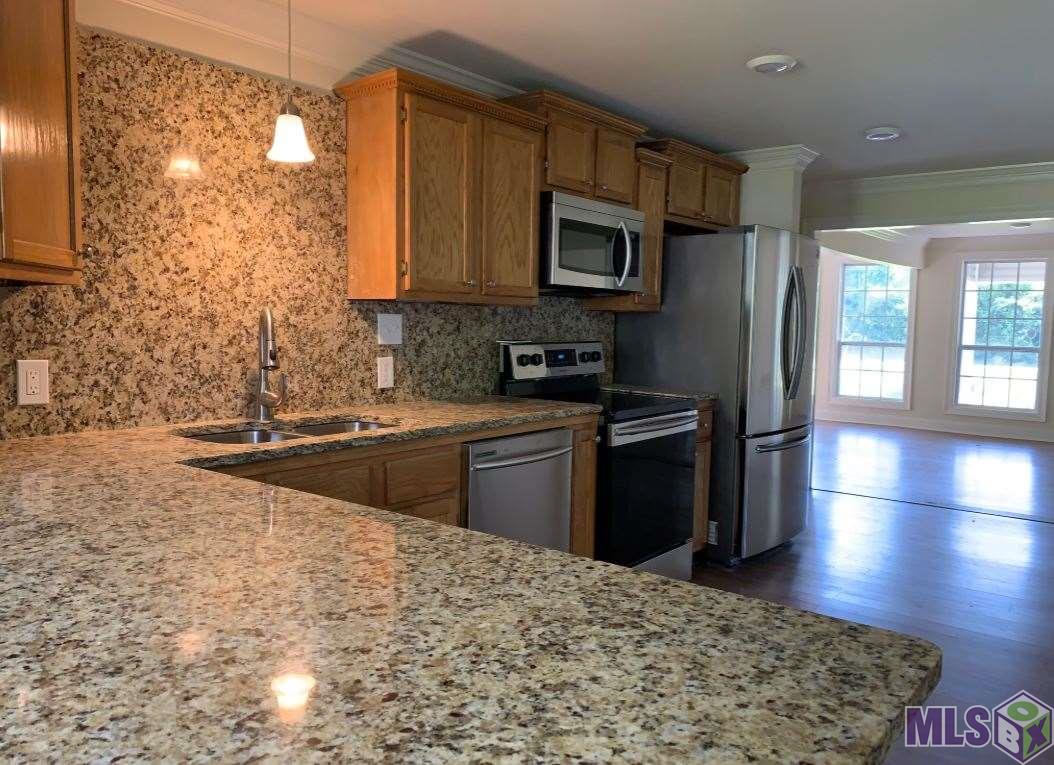 33399 Perkins Road Denham Springs, LA 70706 - Photo 5 of 19